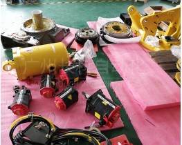 發(fā)那科機器人R-2000iC本體拆機件銷售：電機、減速器、平衡缸……